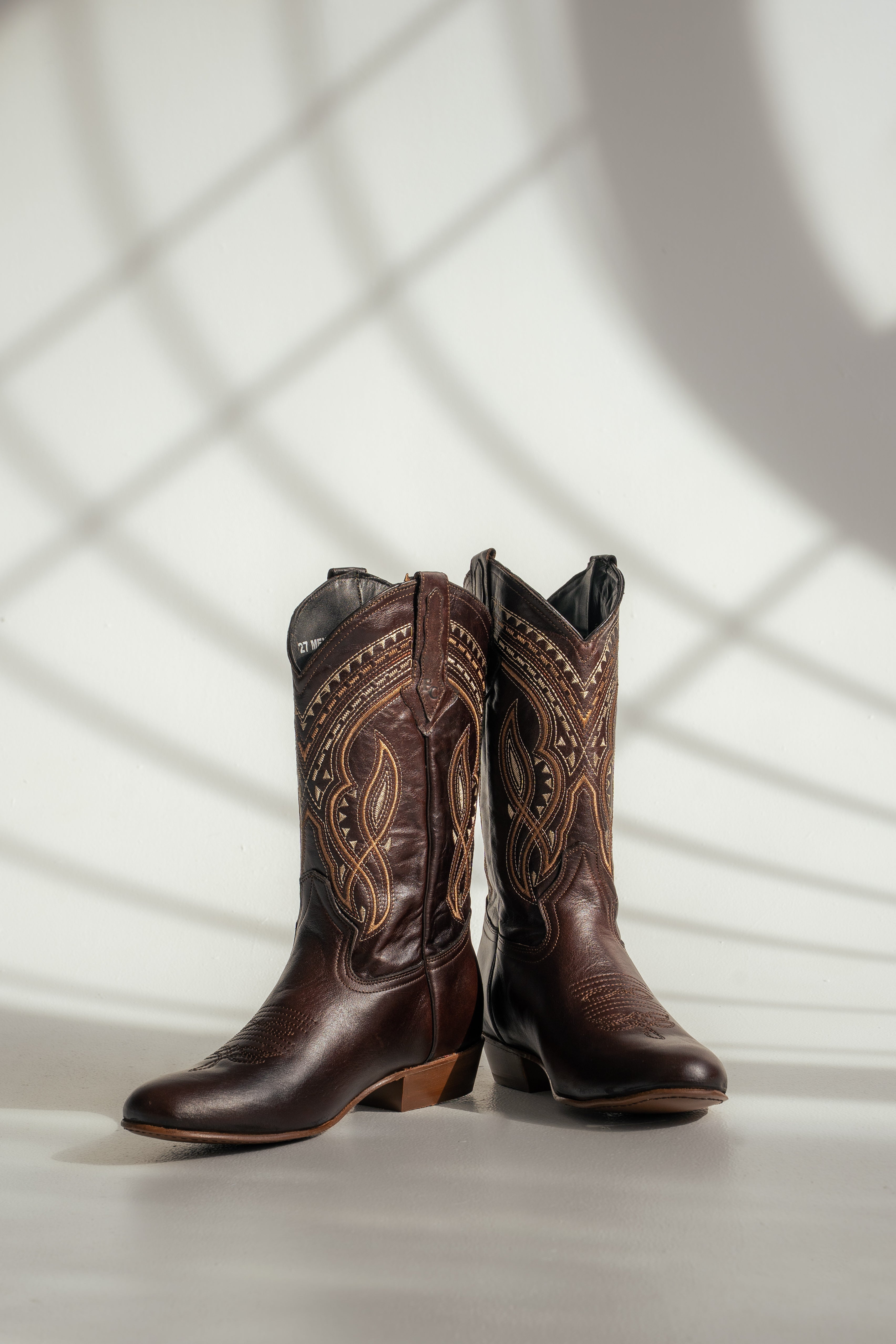 Heritage Collection | The Lacey