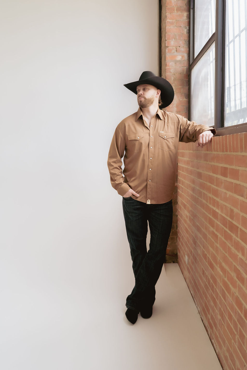 The James | Midnight Nubuck