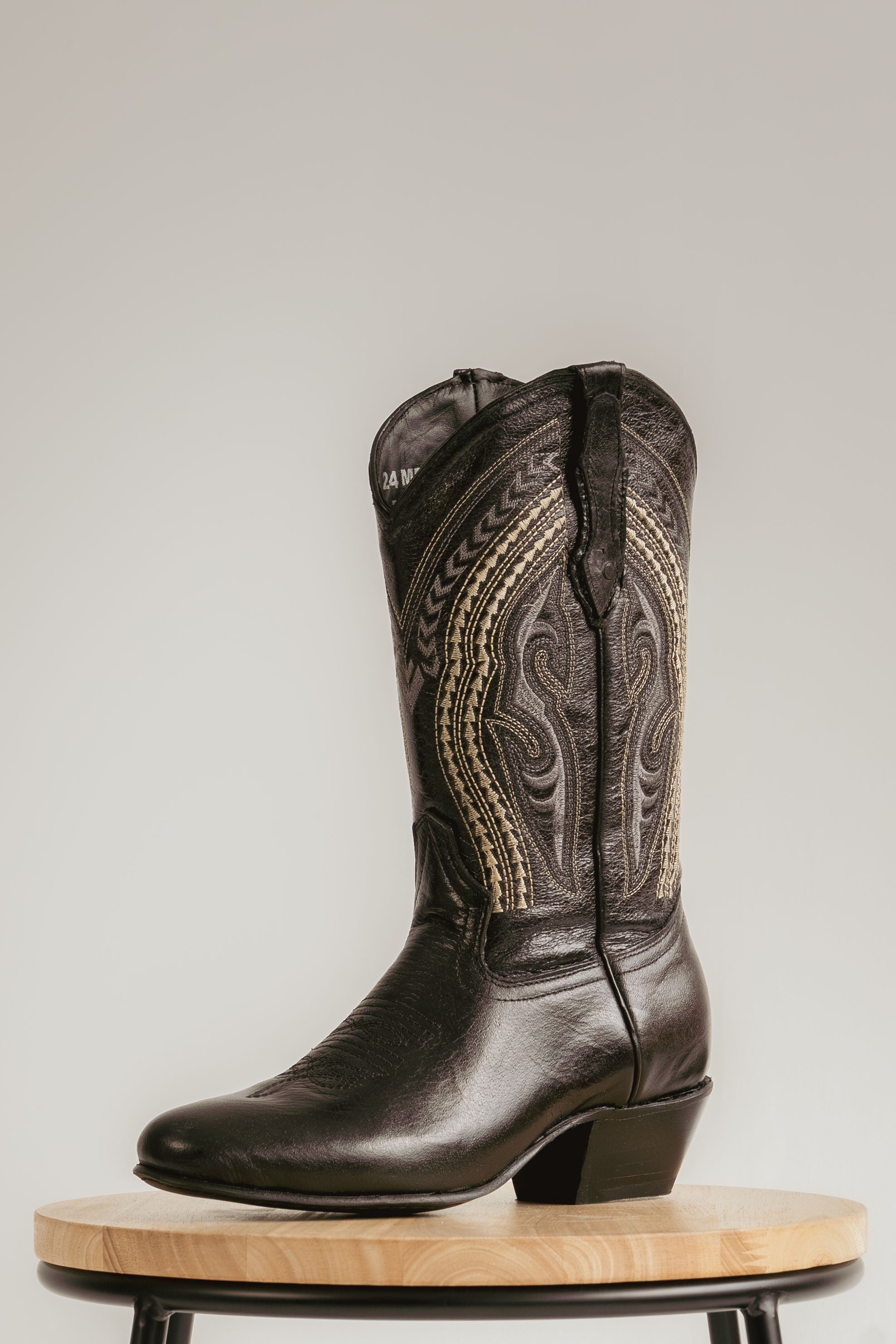 The Lacey | Midnight
