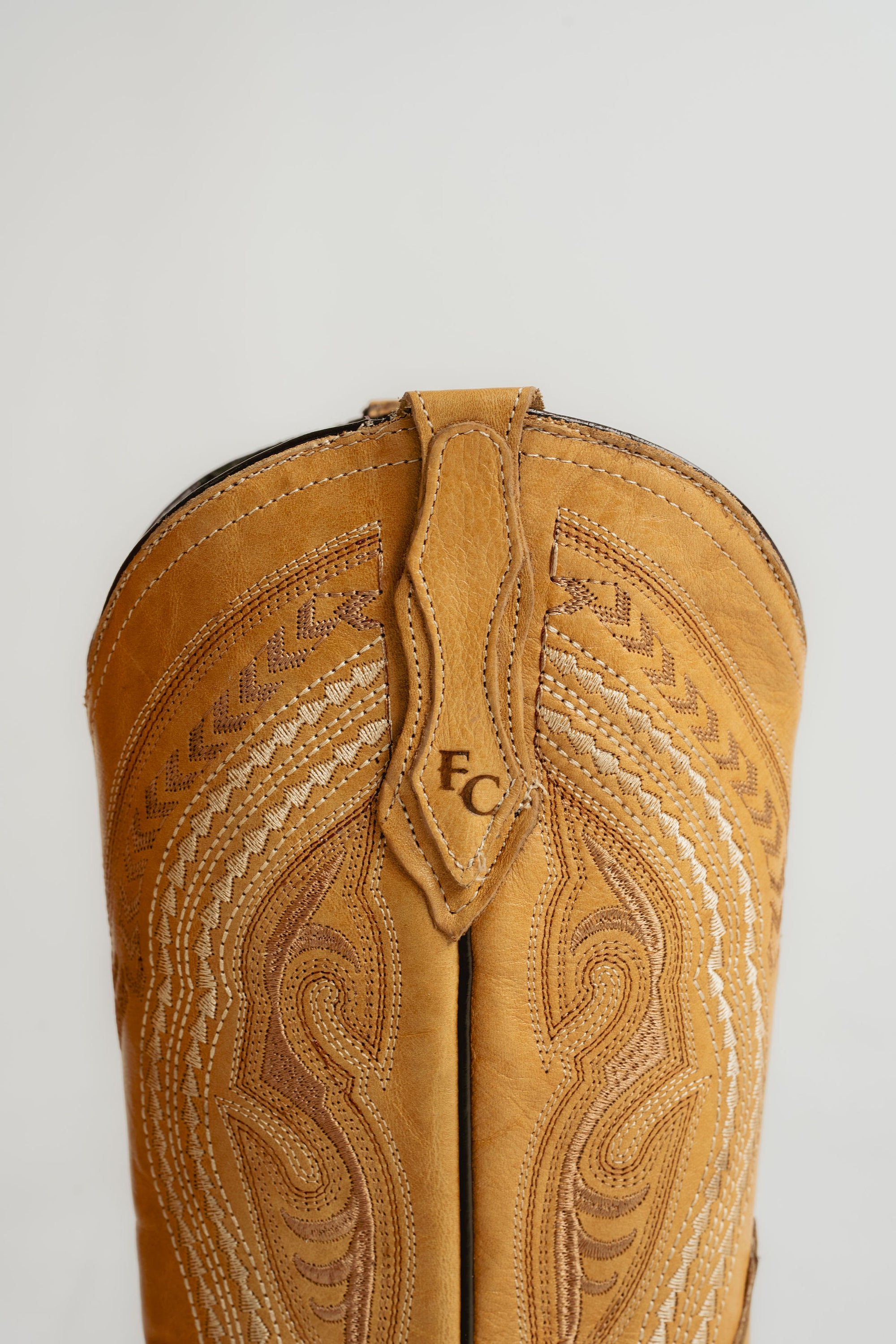 The Lacey | Honey
