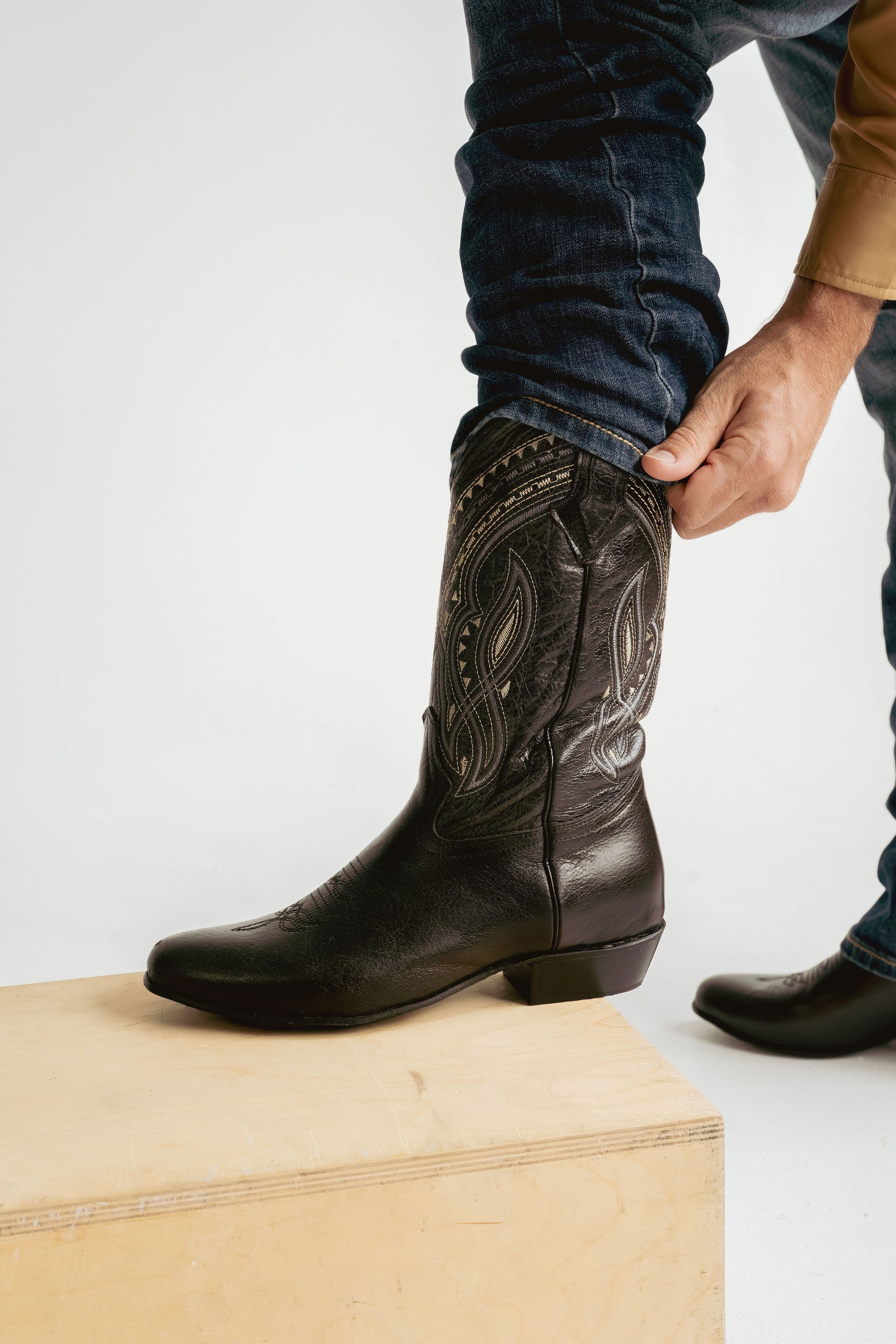 The Fowler | Midnight