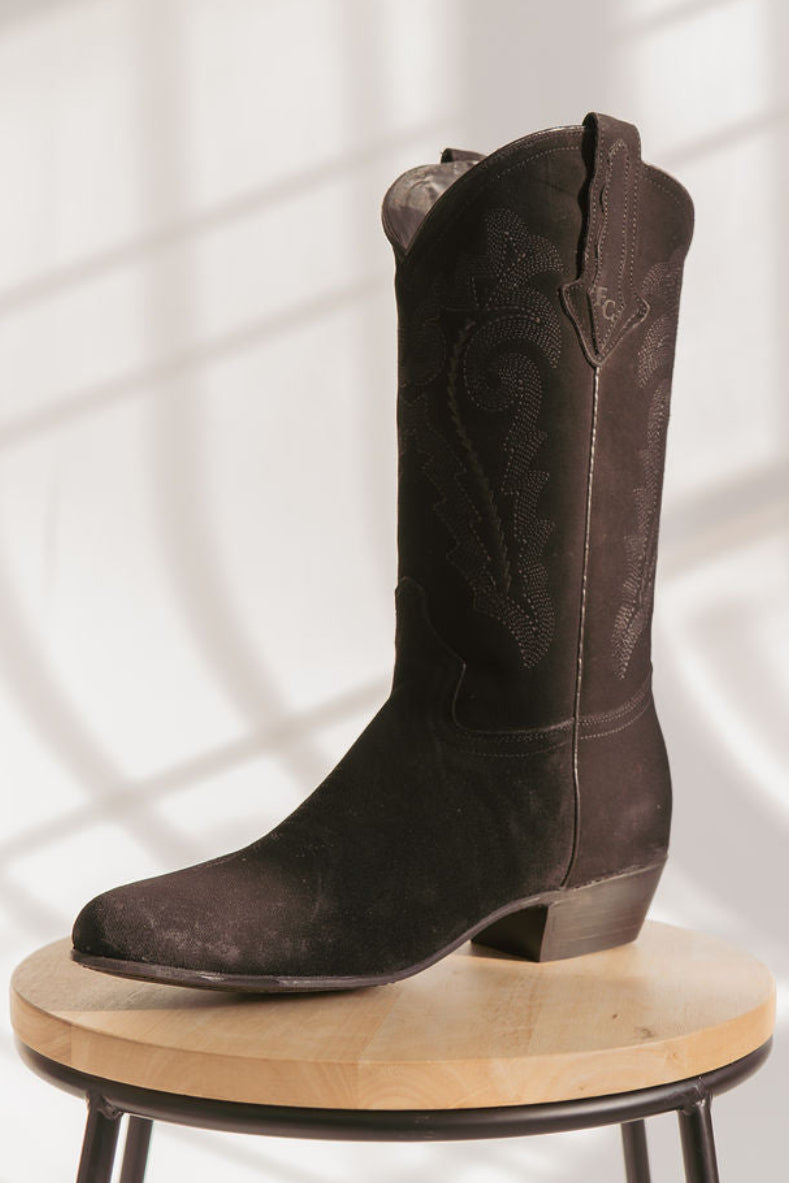 The James | Midnight Nubuck