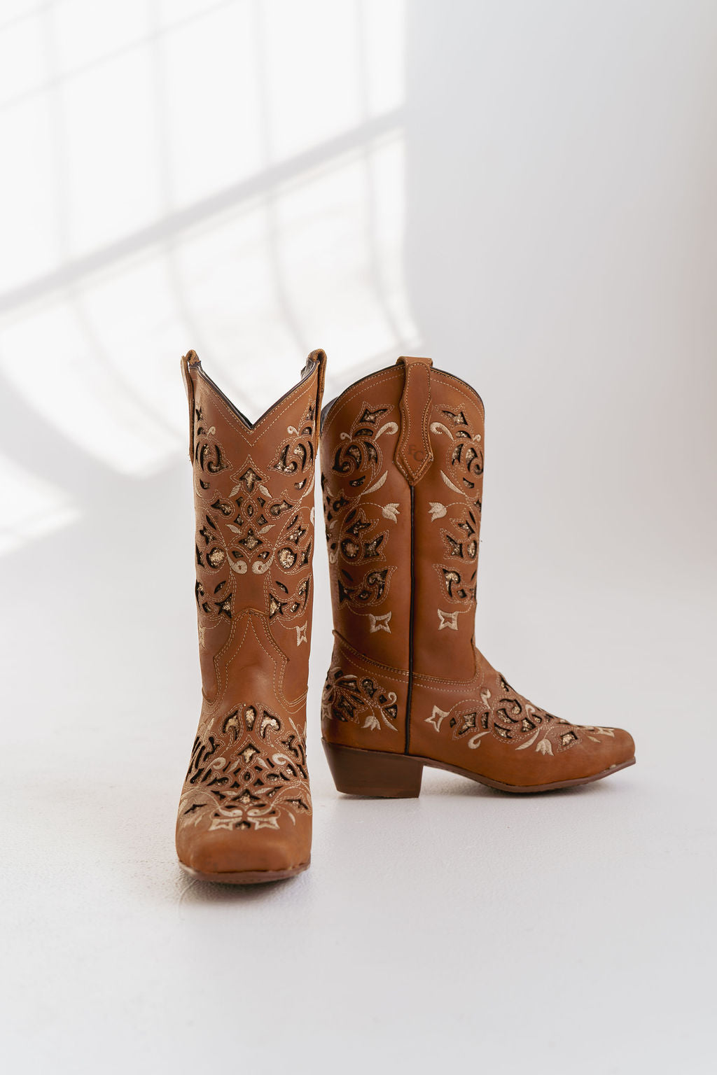 The Lacey | Toffee & Gold